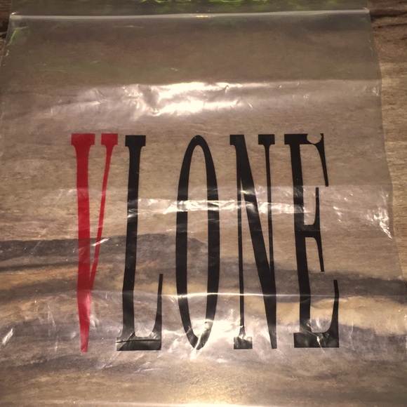 Vlone screwhead T-shirt - Picture 5 of 5